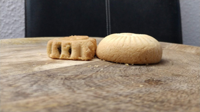 مقارنة تيشوب معمول مع معمول داوود اخوان