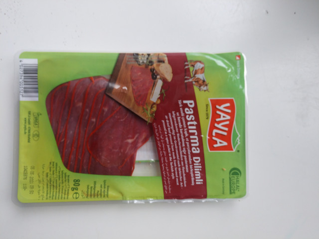 يايلا بسطرمة بقرية لحم مقدد