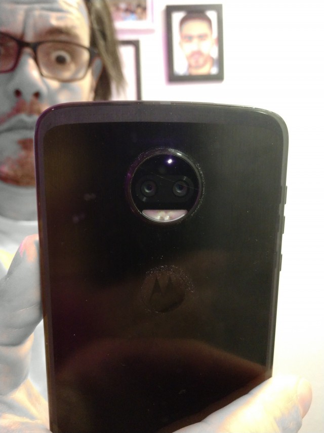 موتورولا z2 force